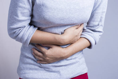 3 síntomas de cáncer de colon que deberías tomar realmente en serio 