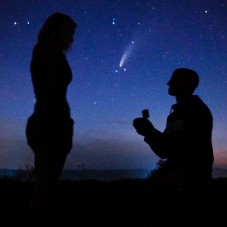 brillante cometa acompano hombre proponer matrimonio novia astros 2 1