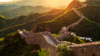 Muralla china al atardecer sin personas Muralla china al atardecer sin personas