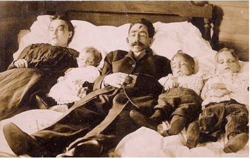 10+ fotografías post-mortem que no te dejarán dormir esta noche