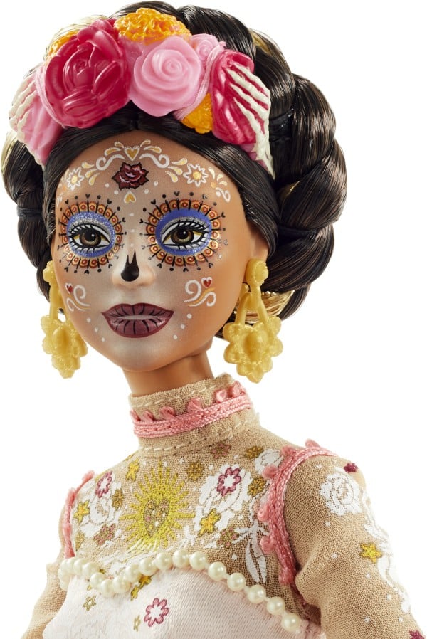 Barbie se convierte en Catrina en una edición especial por el Día de