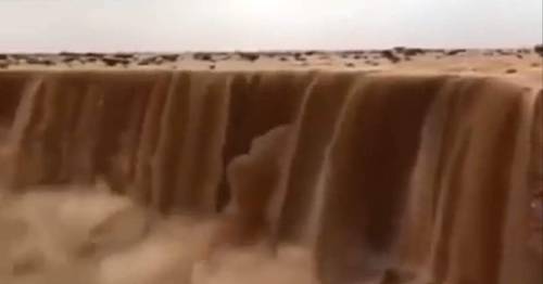 Increíble cascada de arena, un fenómeno natural que solo podemos observar en..
