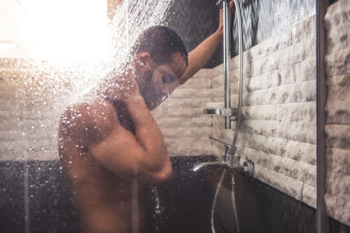 Test de la ducha ¿Qué dice sobre ti la parte del cuerpo que te lavas primero?