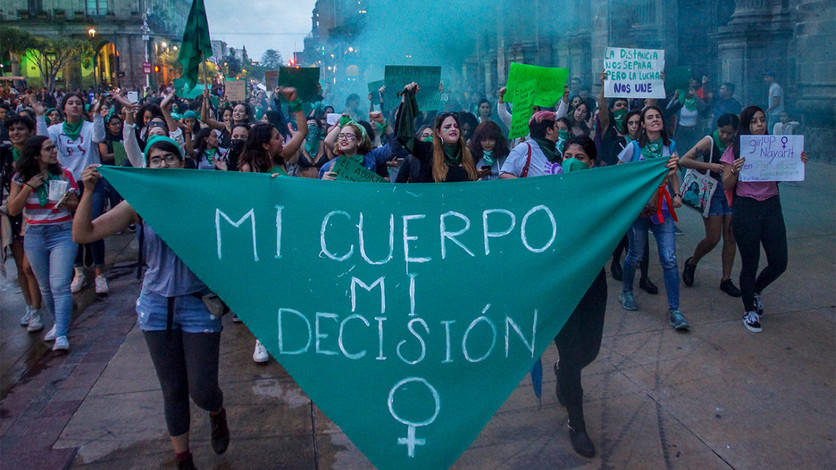Ante la prohibición, mujeres feministas guían abortos caseros en Sinaloa